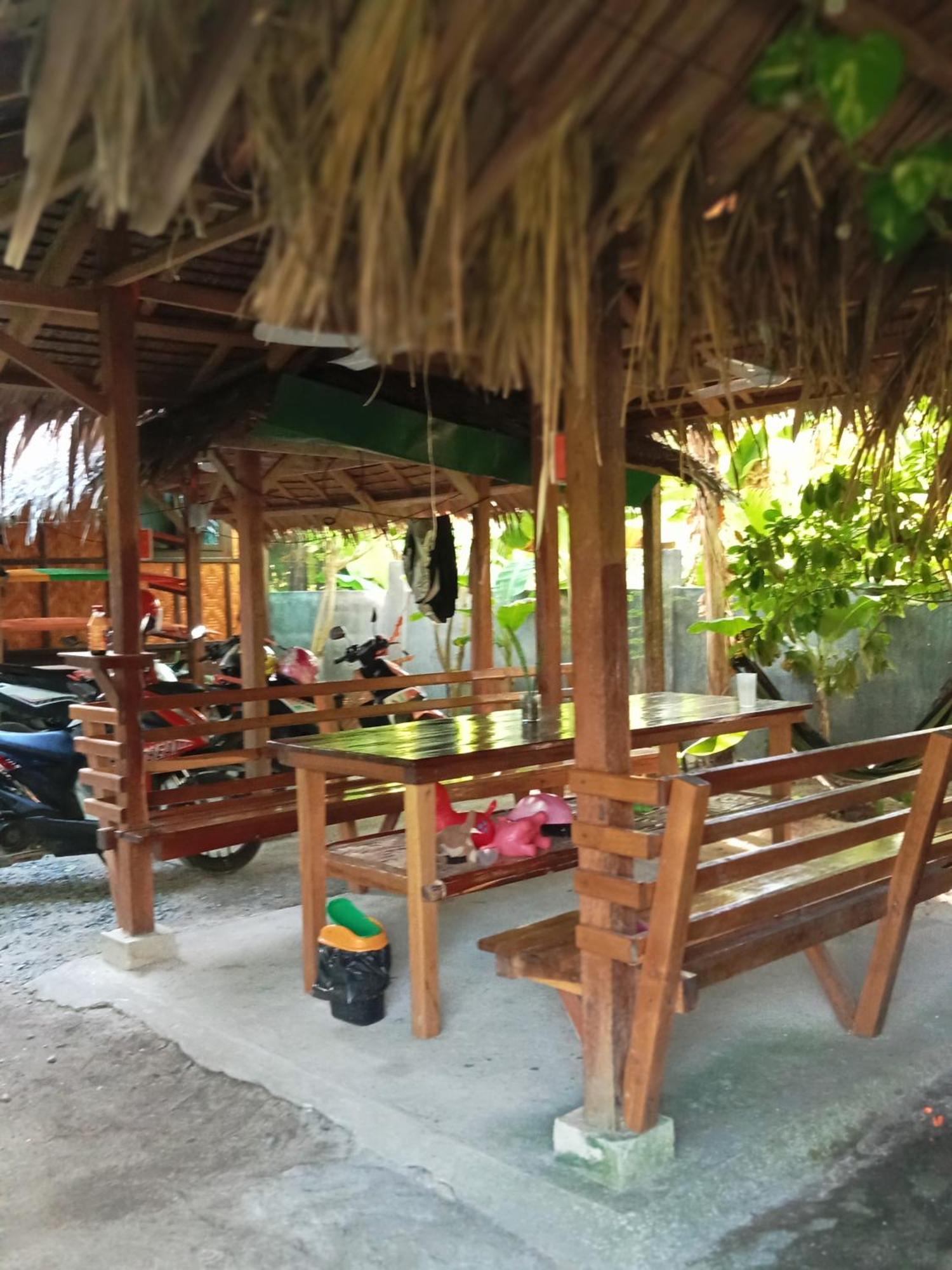 Weeroona Huts Homestay Pacifico San Isidro  Экстерьер фото